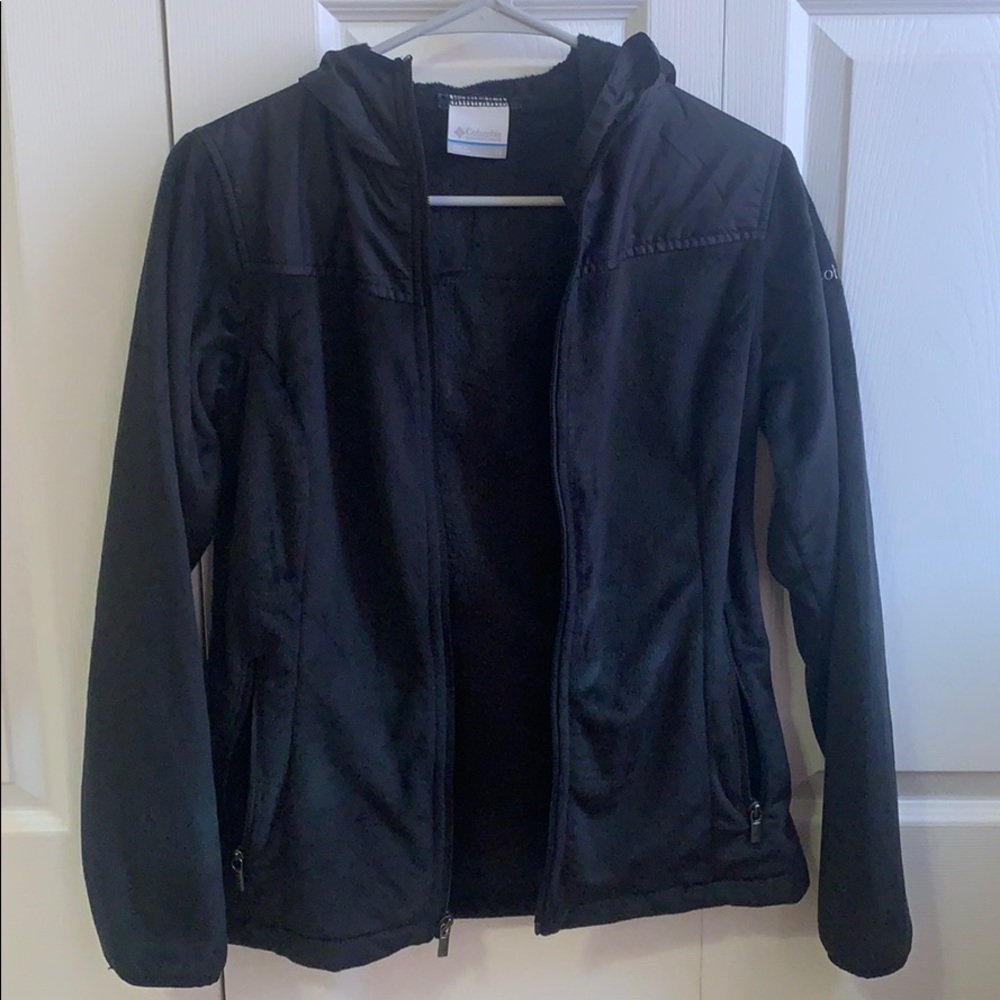 Women’s Columbia zip-up jacket